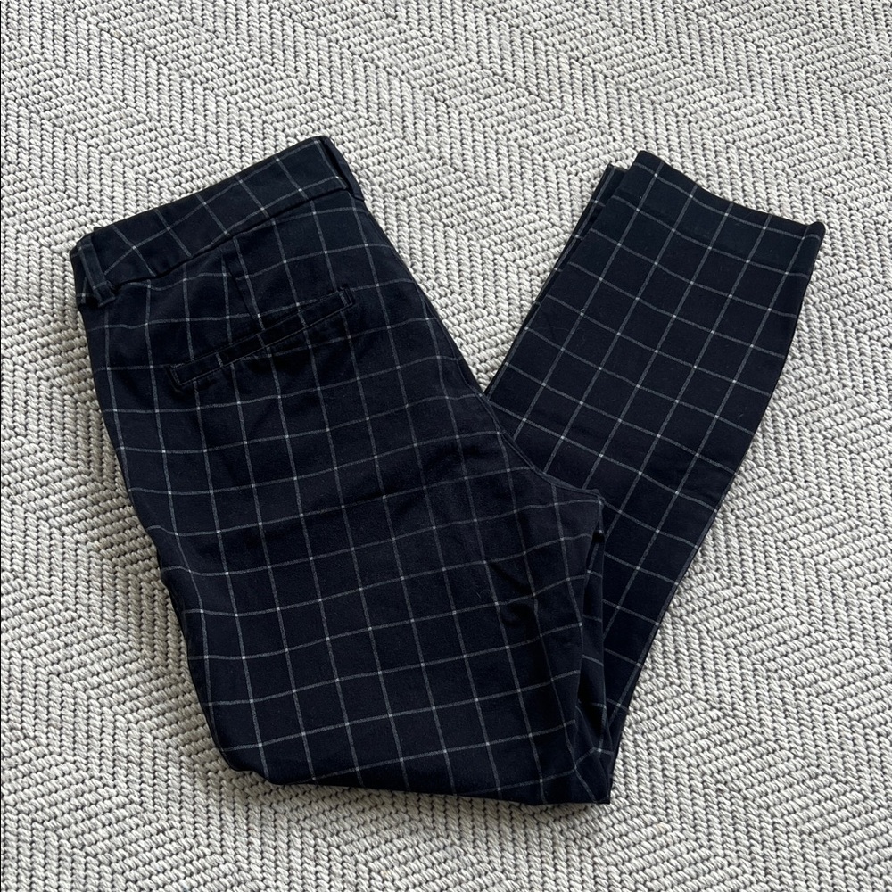 Women’s Black Windowpanel Pixie High Rise Pants